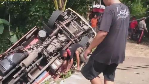 拿刀拍视频吃瓜,揭秘网络短视频的另类魅力