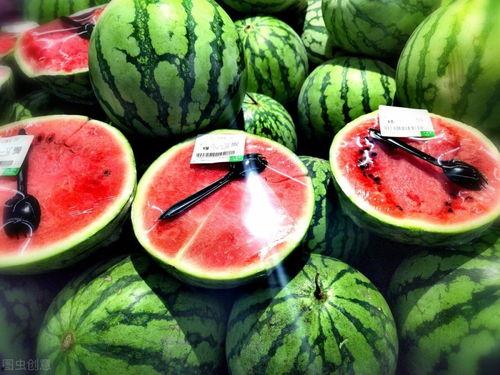 长条的可以带皮吃的瓜