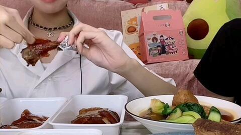 邳州晴晴子吃瓜