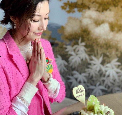 李嘉欣吃瓜视频,揭秘娱乐圈幕后真相