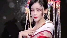 变装转场吃瓜,笑谈变装转场背后的吃瓜故事